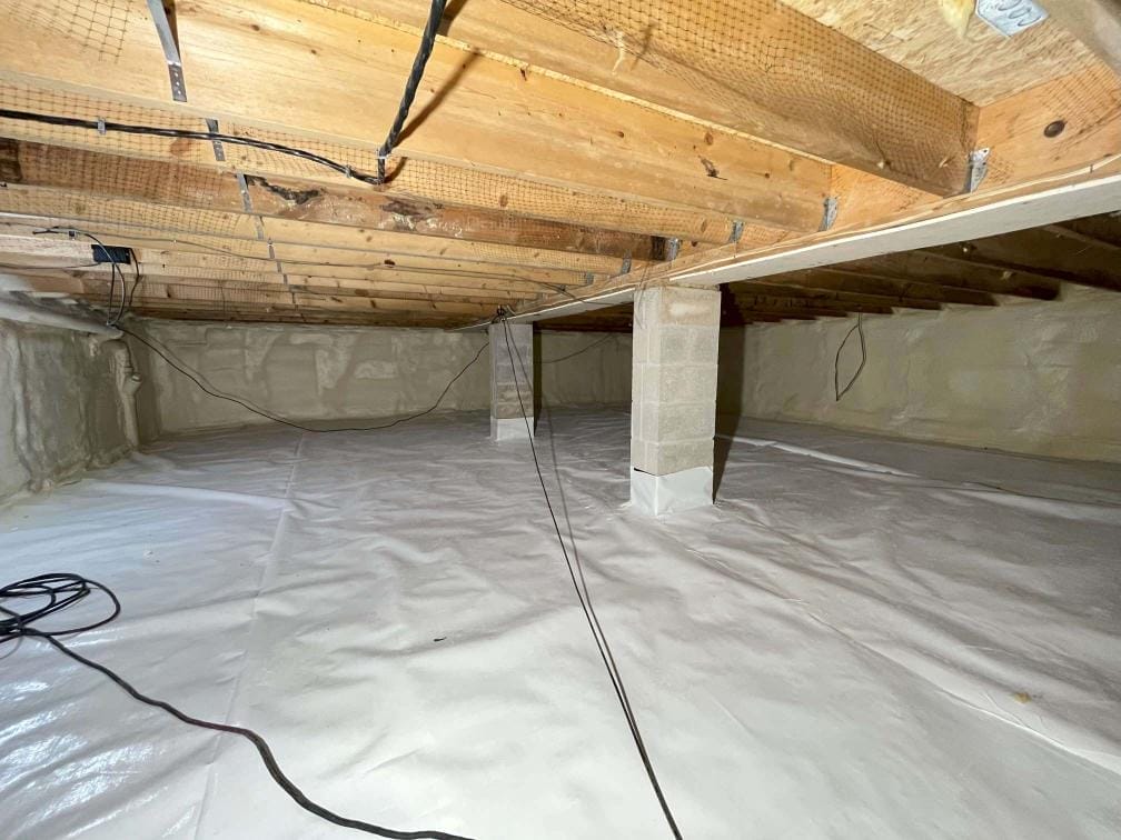 Crawl space encapsulation in Central New York